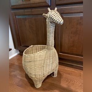 Pottery Barn Kids Giraffe Wicker Basket